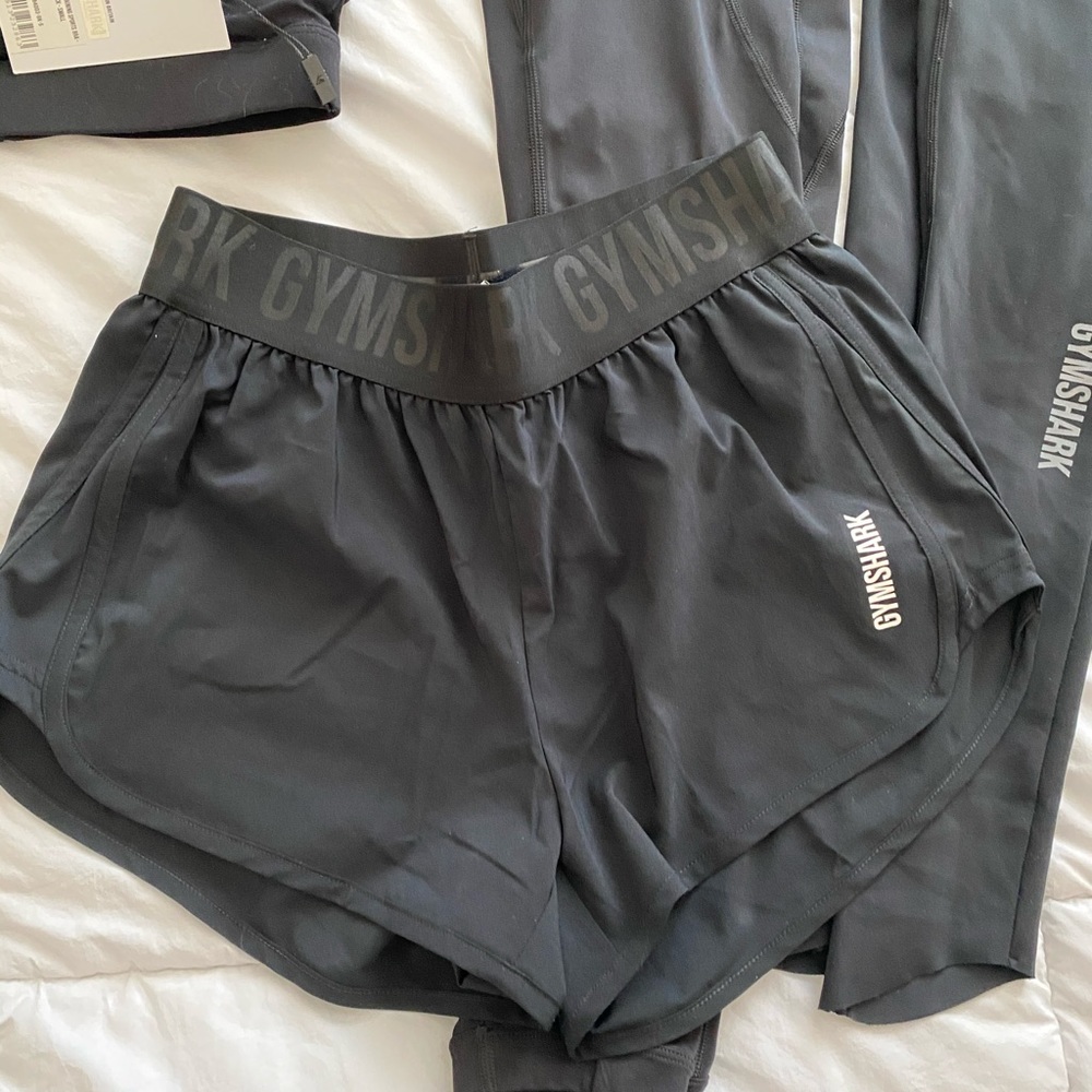 Gymshark Bundle - Picture 6 of 6